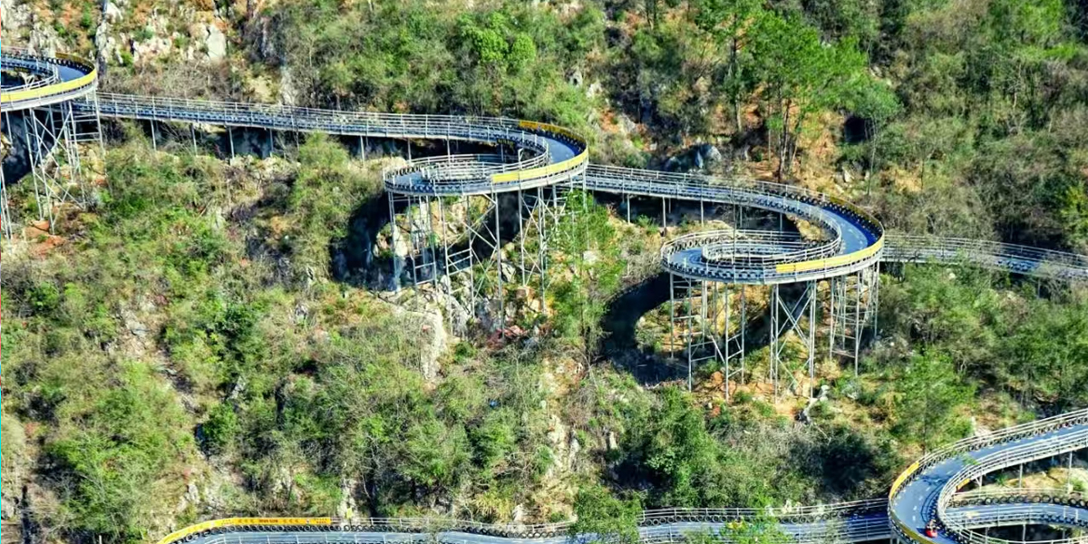 山地滑车建设公司